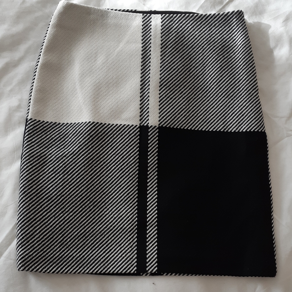 Ladies  knee length  wool skirt